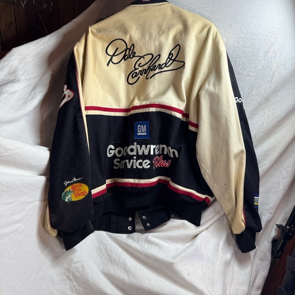 Men's Black and Cream Racing Jacket - Picture 4 of 5